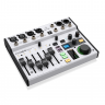 Behringer FLOW 8 - Цифровой микшерный пульт